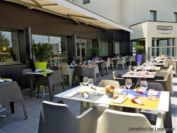 Ibis Styles Clermont-Ferrand Aeroport Hotel Ресторант снимка