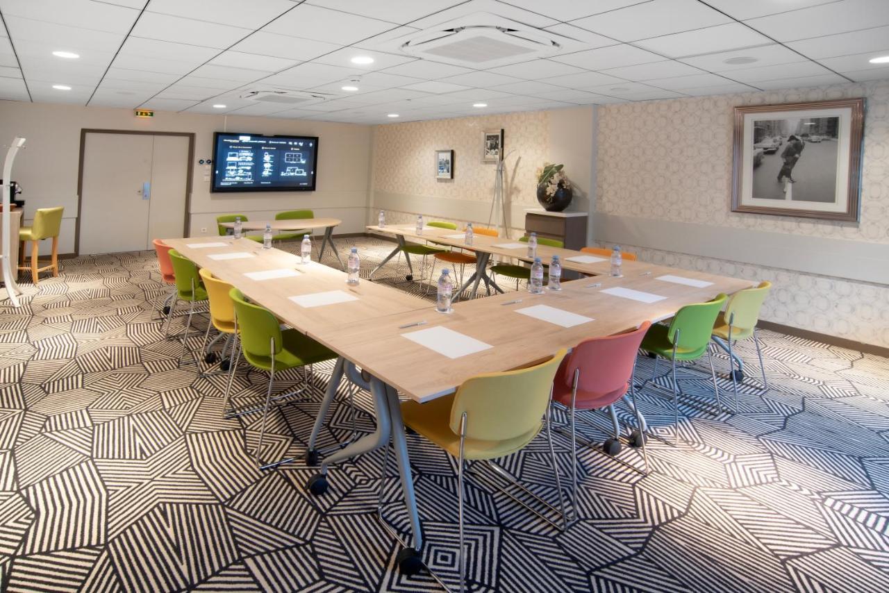 Ibis Styles Clermont-Ferrand Aeroport Hotel Екстериор снимка