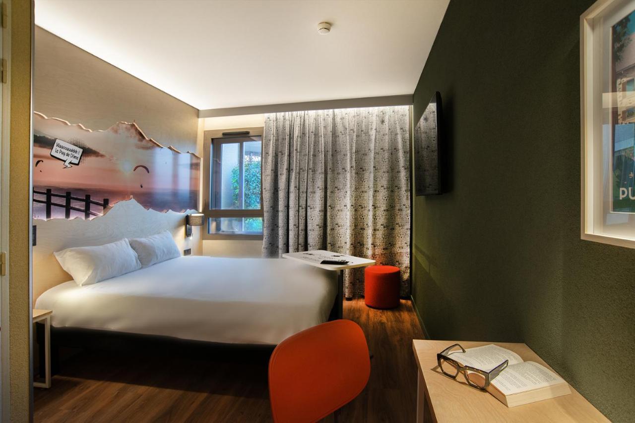 Ibis Styles Clermont-Ferrand Aeroport Hotel Екстериор снимка