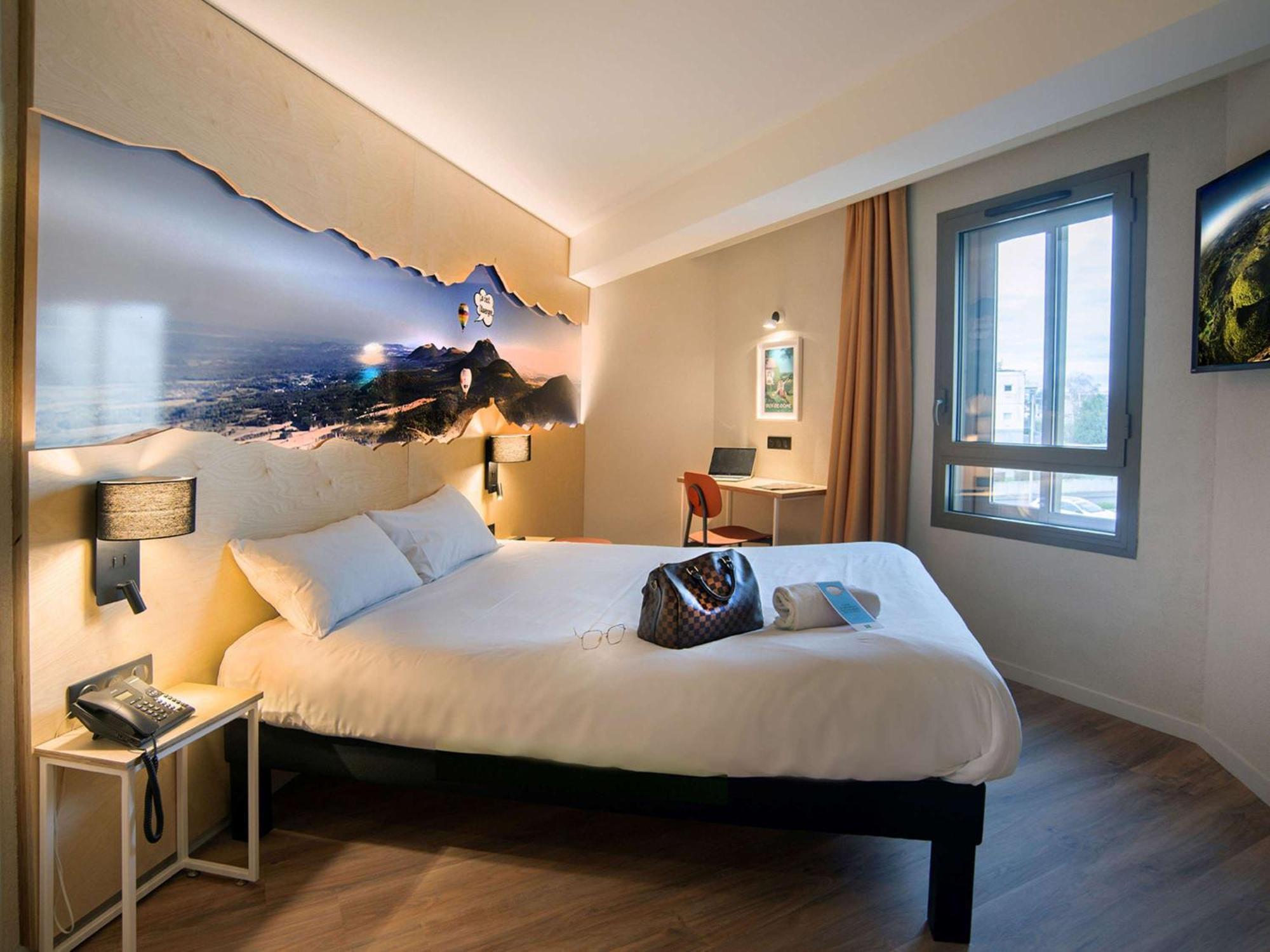 Ibis Styles Clermont-Ferrand Aeroport Hotel Екстериор снимка